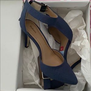 Beautiful Blue Pumps